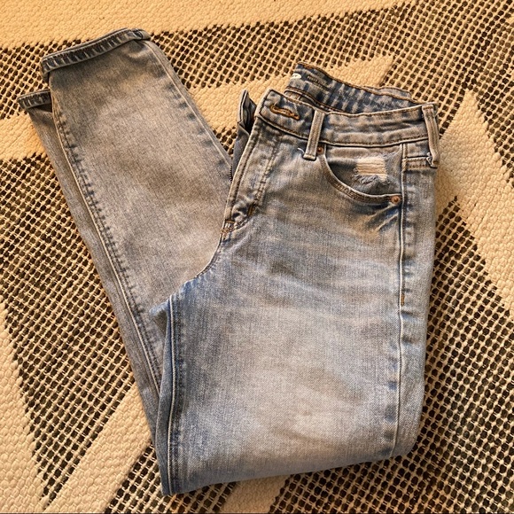 Old Navy Power Straight High Rise Jeans - Picture 5 of 9